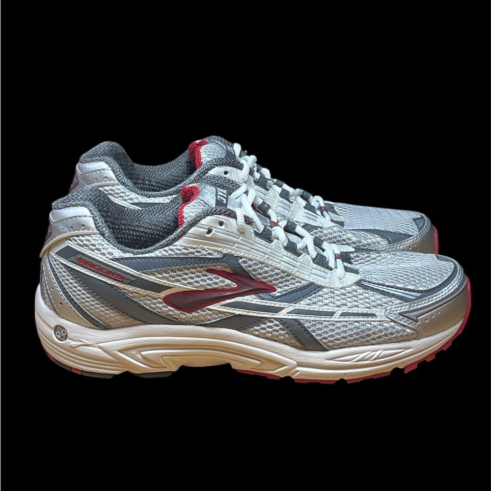 Size 11.5 WIDE -BROOKS DYAD 5 COALGRY/CARDNAL/HENNA/SLVR/WHT MEN'S 110038 2E 697